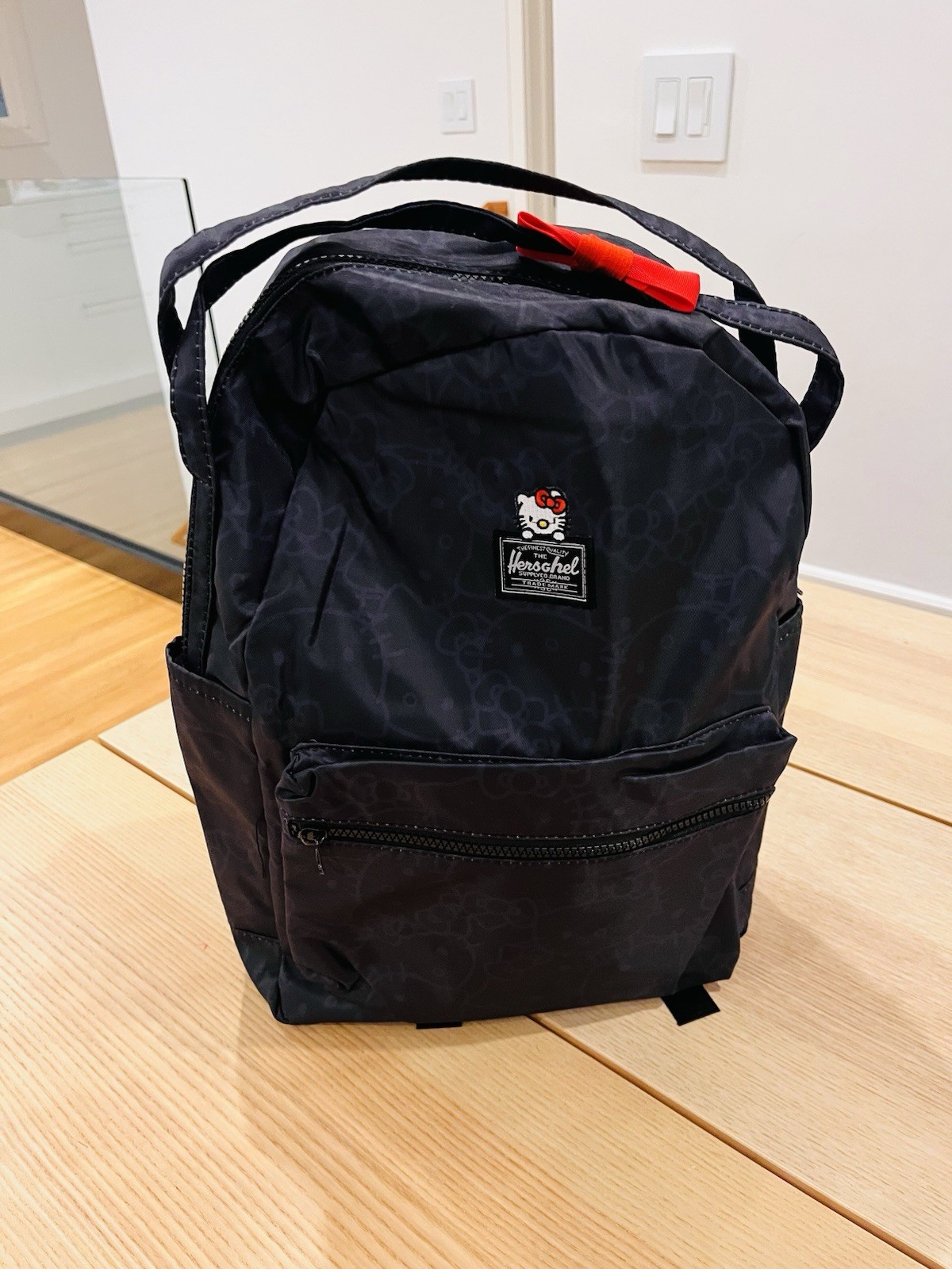 HERSCHEL SUPPLY CO. x Hello Kitty Nova Mid-Volume Backpack Black