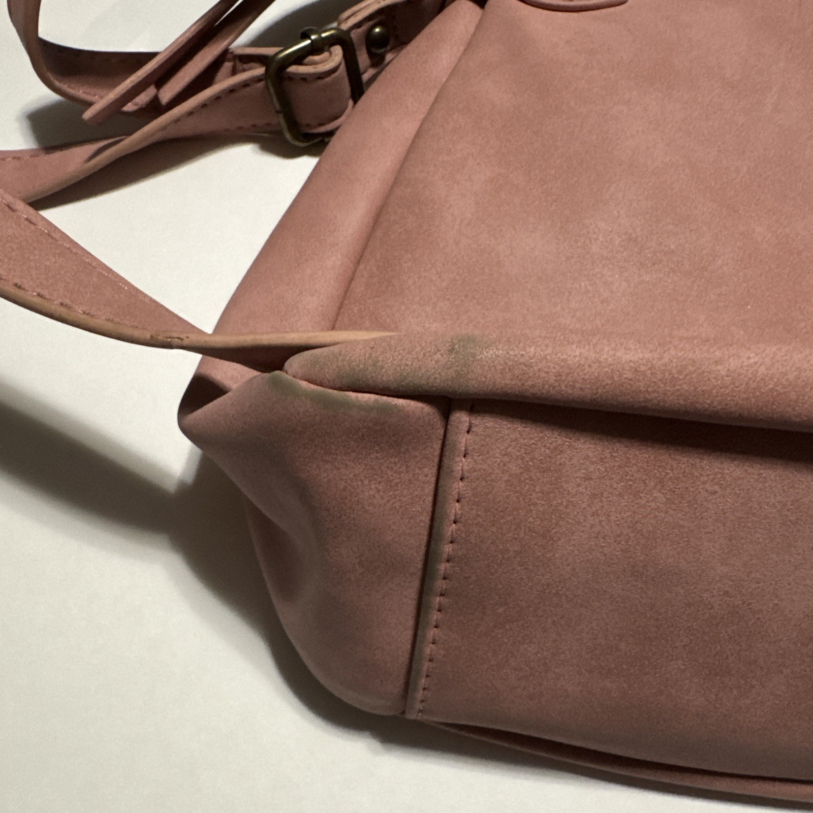 Wallflower Pink Faux Leather Purse Vinyl Body And Polyester Lining