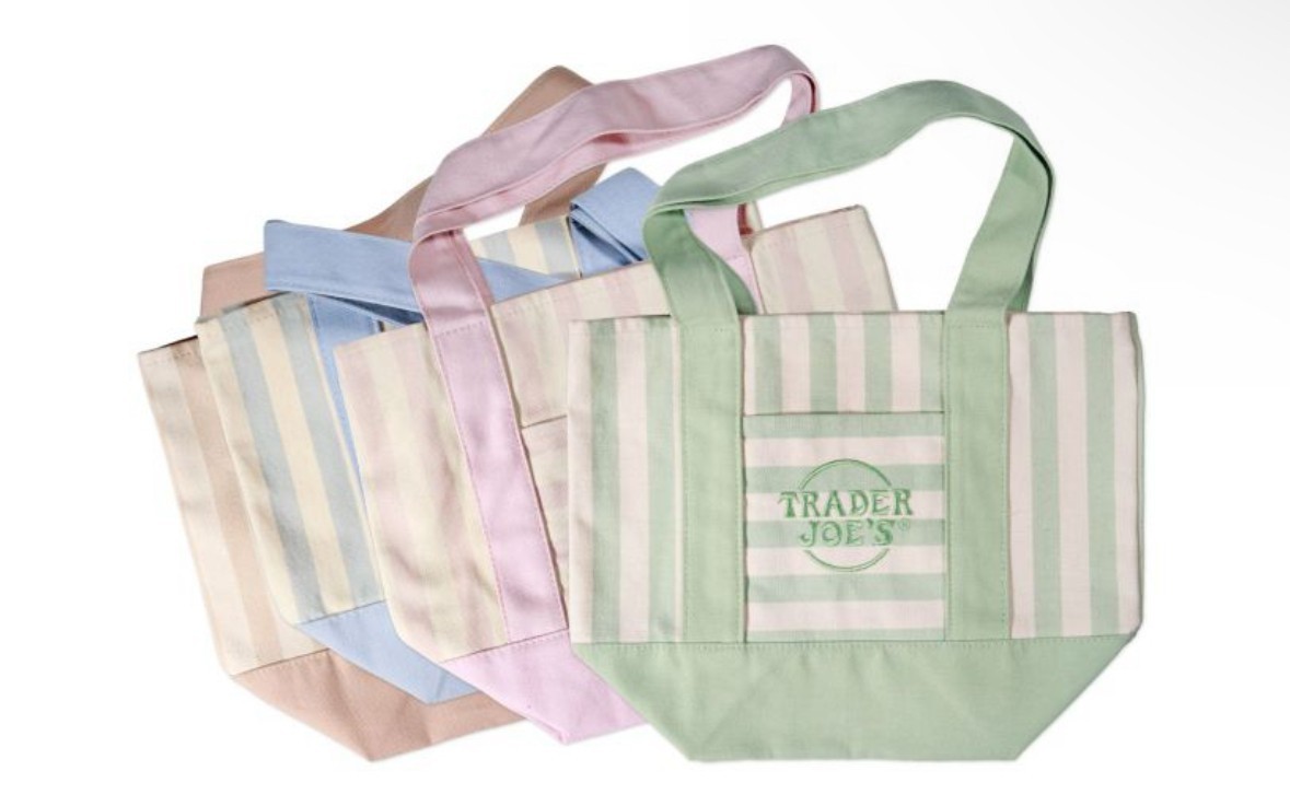 Trader Joe’s NEW 2026 Striped Mini Pastel Canvas Totes LIMITED EDITION set of 4