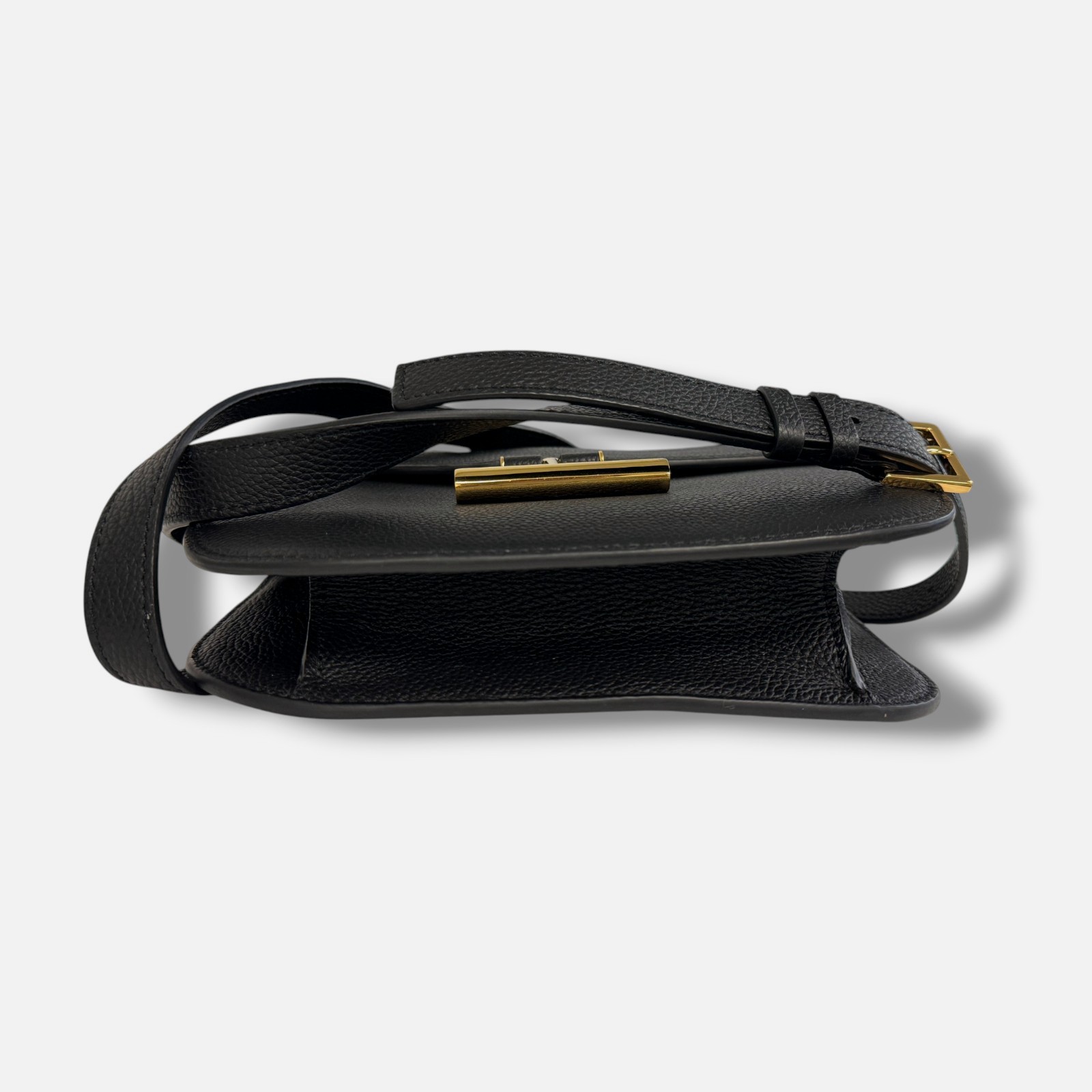 Tom Ford Women’s Black Tara Mini Leather Crossbody Shoulder Hand Purse Bag.