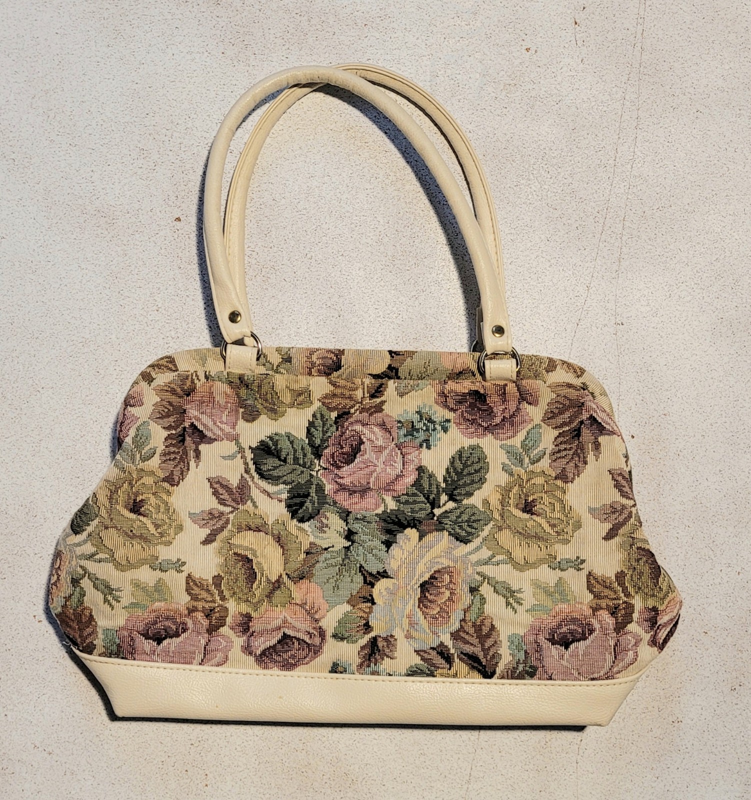 Vintage Beige Floral Print Frame Closure Bag – Canvas & Faux Leather