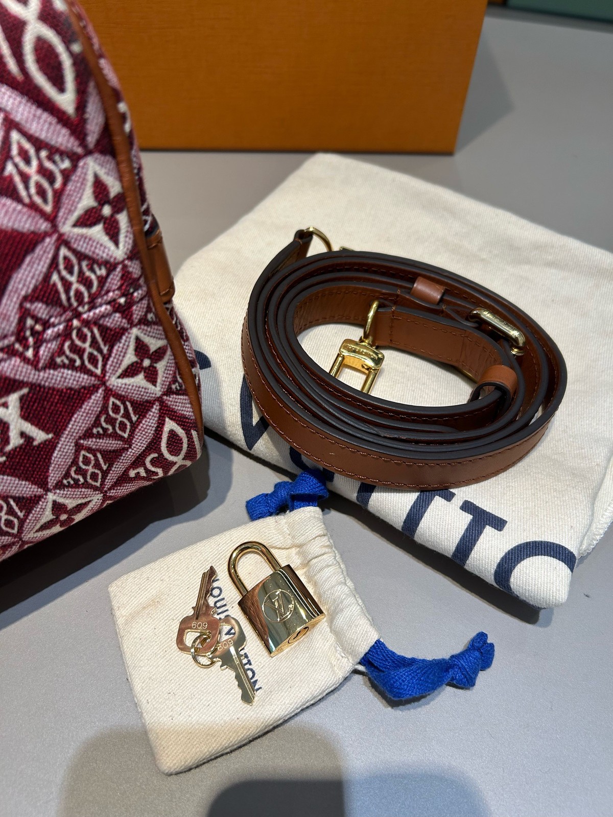 LOUIS VUITTON Speedy Bandouliere 25 Since 1854 Jacquard Burgundy GHW Auth RARE