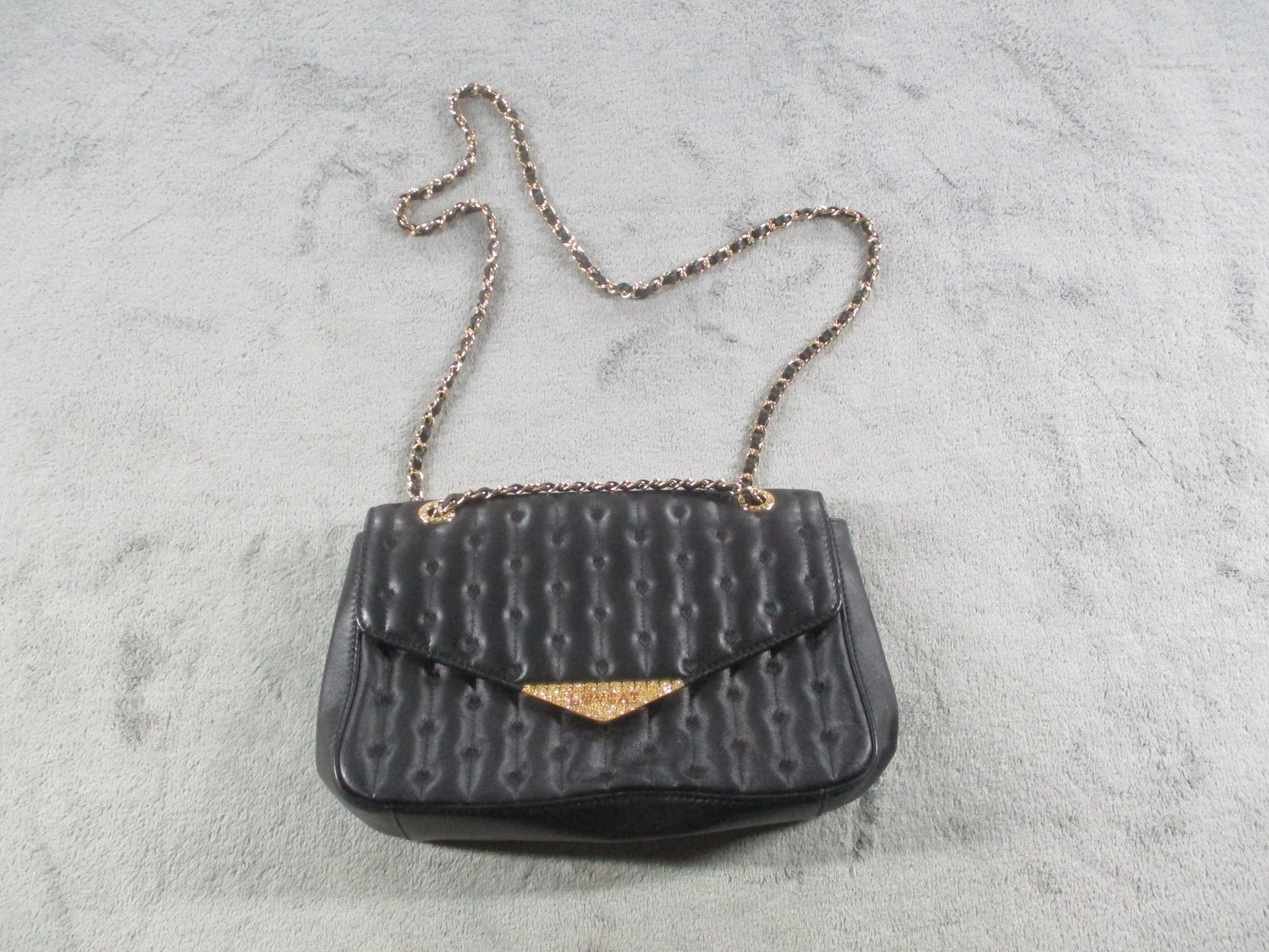 Lovcat Shoulder Bag Womens Black Quilted Chain Crossbody Purse Gold Accent
