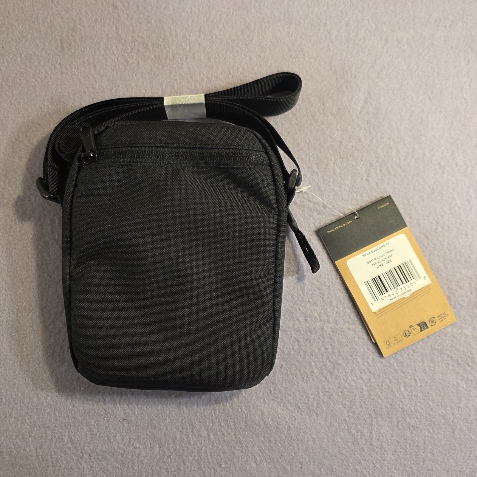 The North Face Black Small Crossbody Bag Adjustable Strap Zip Closure Logo