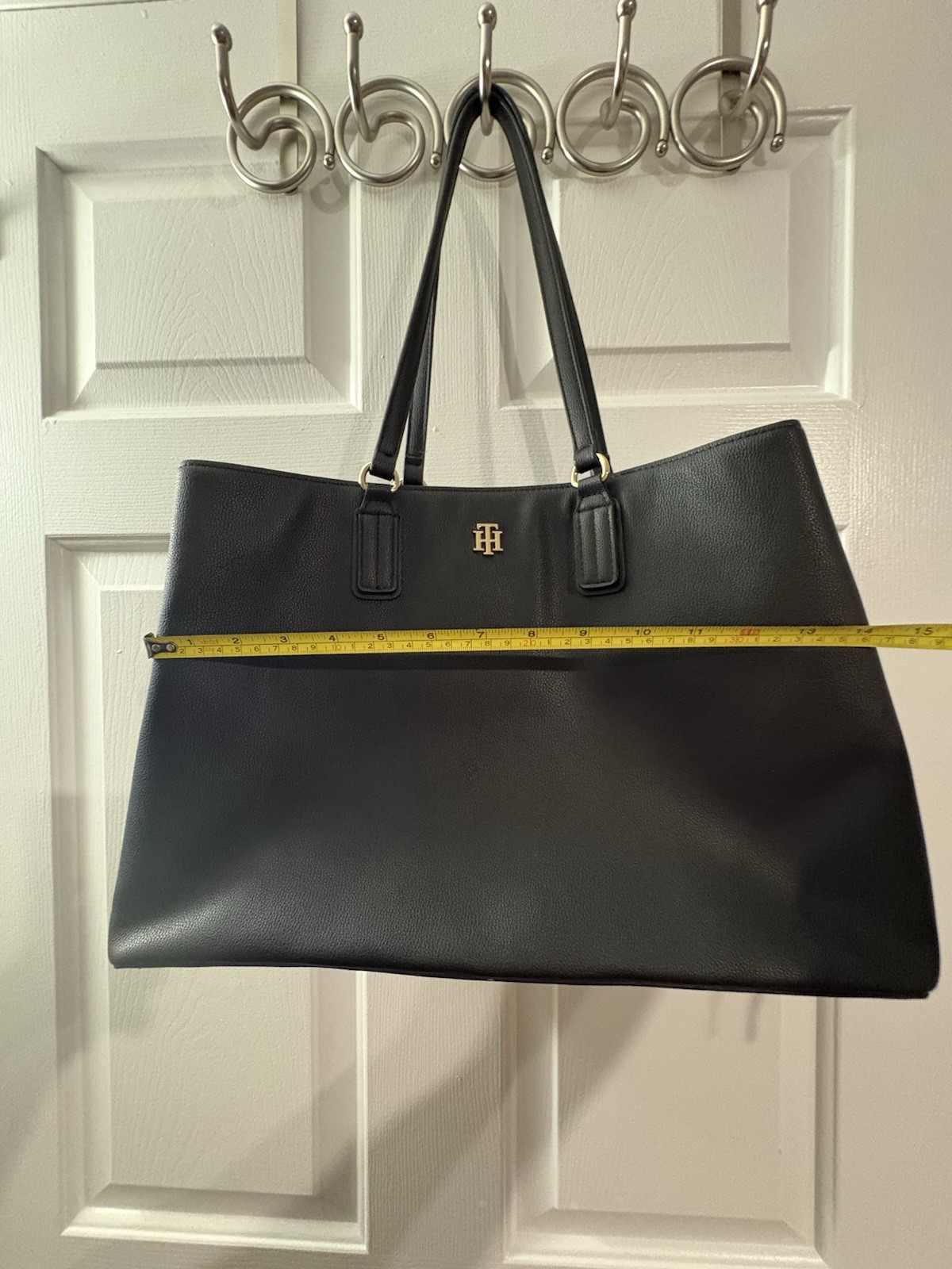 Tommy Hilfiger Women’s Black Tote Shoulder Bag Gold Logo, Inner Pockets