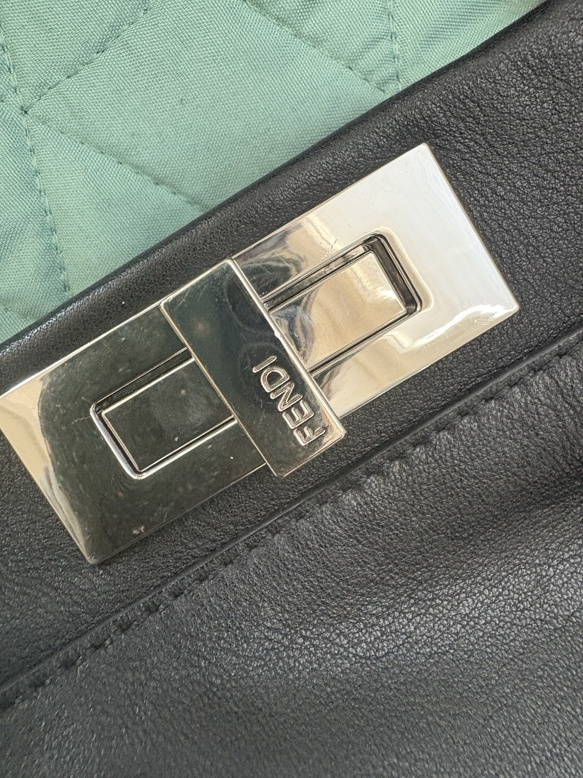 fendi peekaboo bag medium