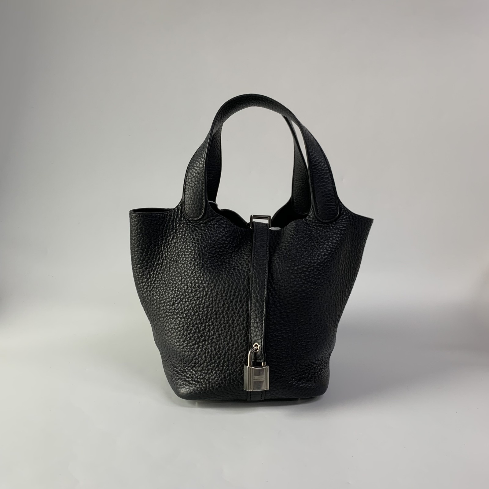 Hermes Picotin Lock 18 Black Taurillon Clemence Silver HW C Stamp Bucket Bag EUC