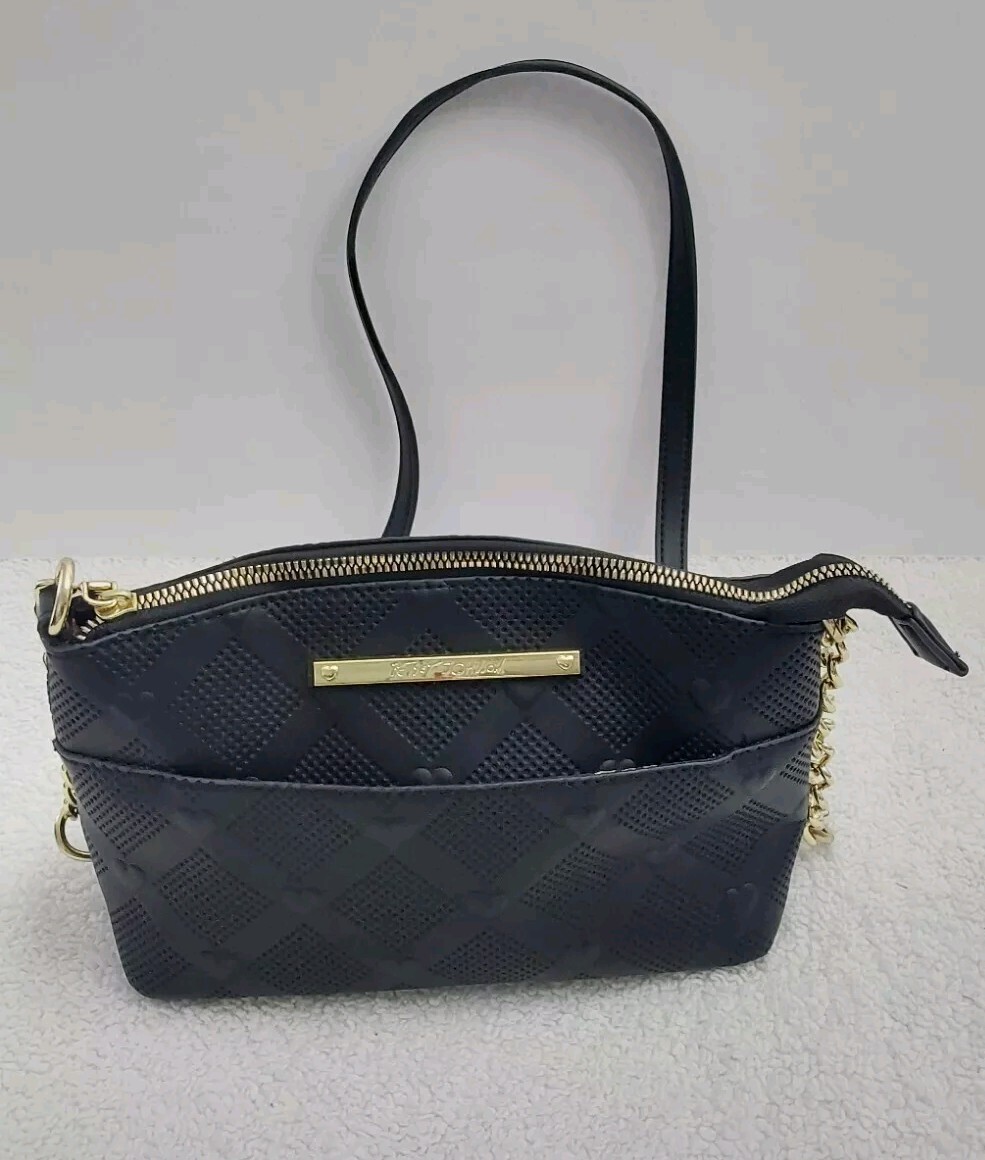 Betsey Johnson Quilted Heart Crossbody Bag Purse Black Gold Accents Fashion