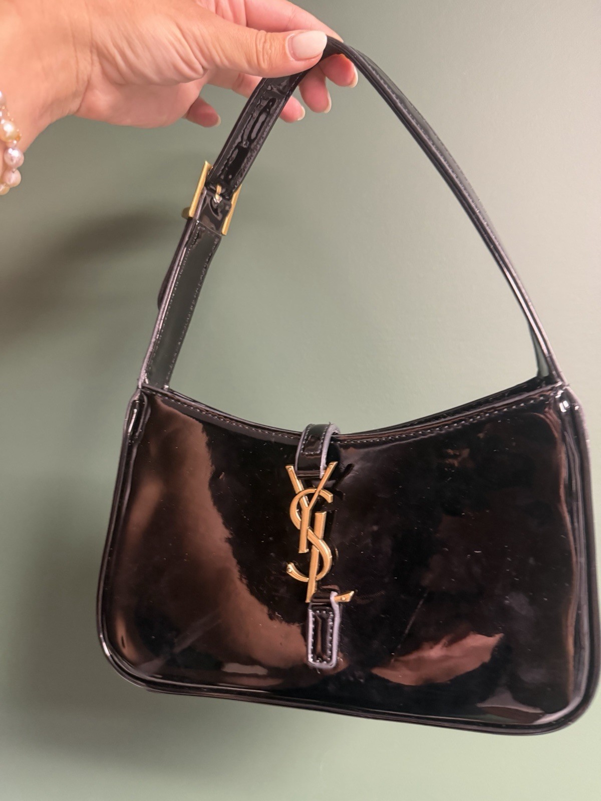 Saint Laurent YSL Women’s Small Patent Leather Bag. Good Condition, Garage sale!