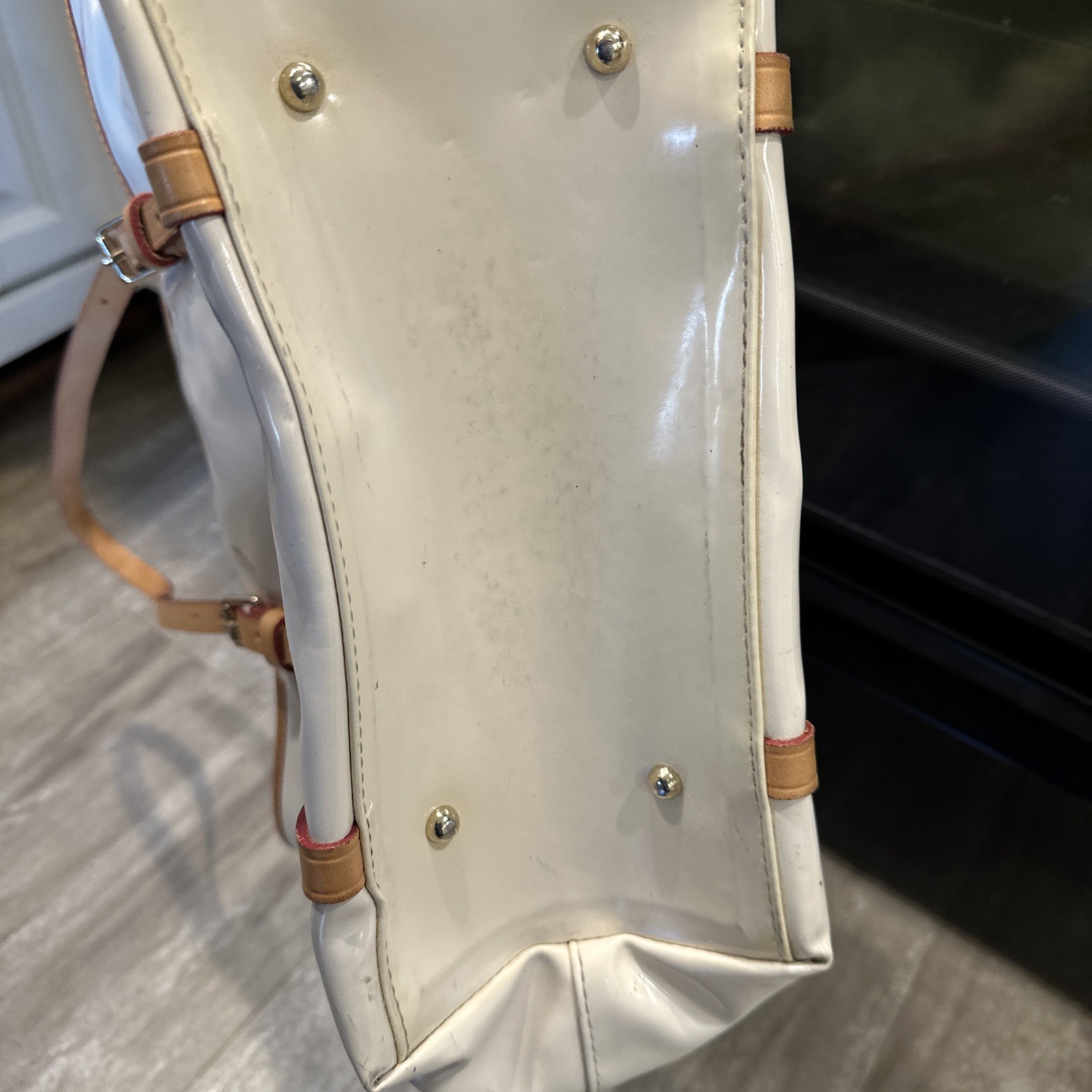 DOONEY & BOURKE Cream Patent Leather Tote Bag/Purse Tan Leather Trim 11″ Tall