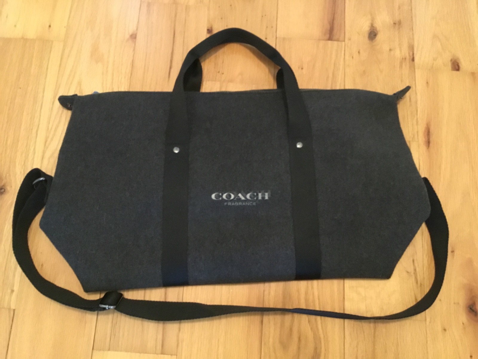Coach Fragrance Gray Black Duffle Bag Carryall Travel Gym Tote Zip Weekender