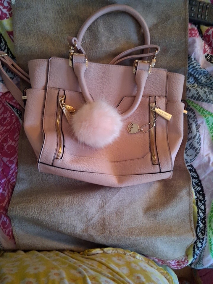 BIG BUDDHA Women’s Pink Pebbled Satchel Top Handle Zip, Gold Hardware, Bag Charm