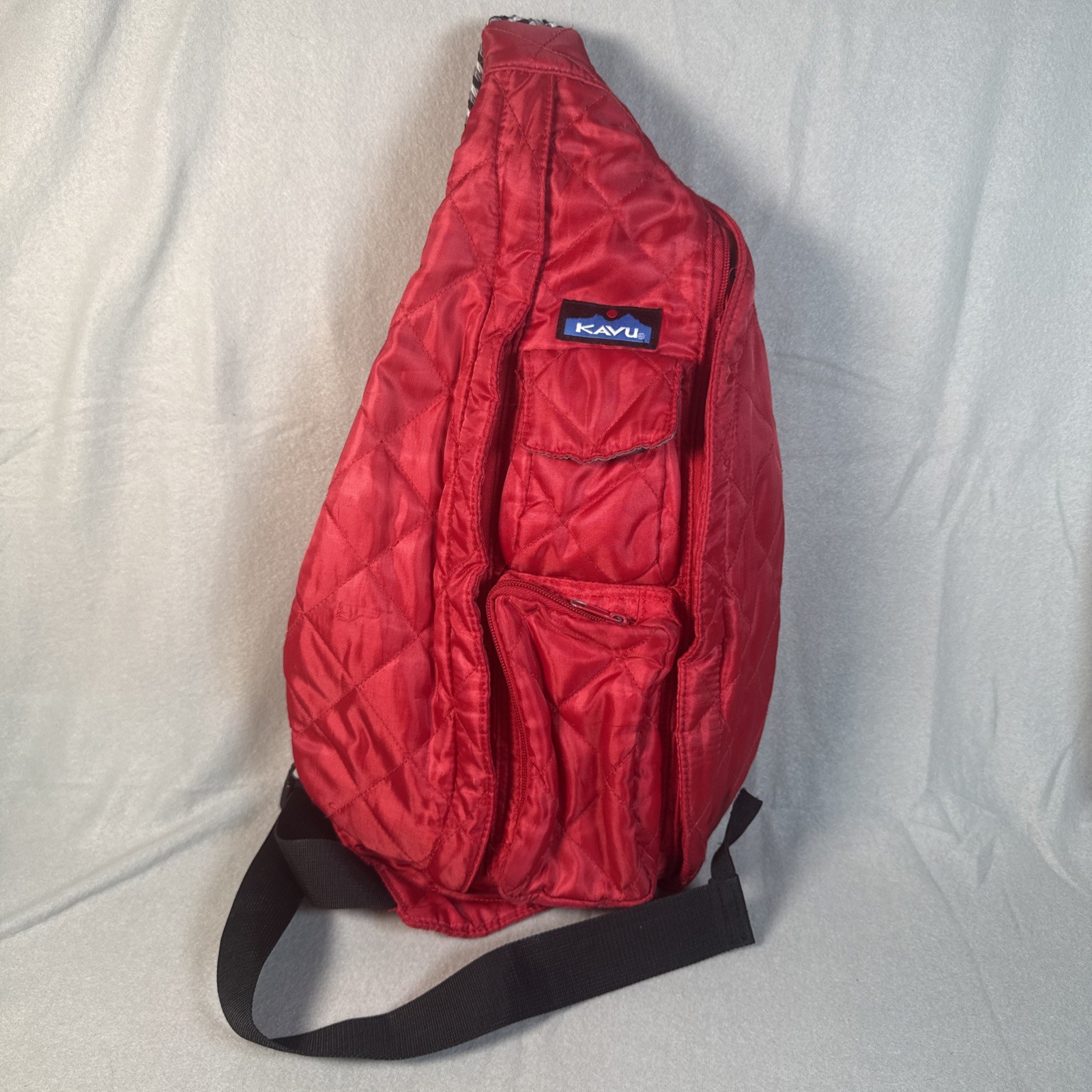 Kavu Rope Puff Sling Bag Scarlet 2017 Quilted Puffer Used Red 18”x11”x2”