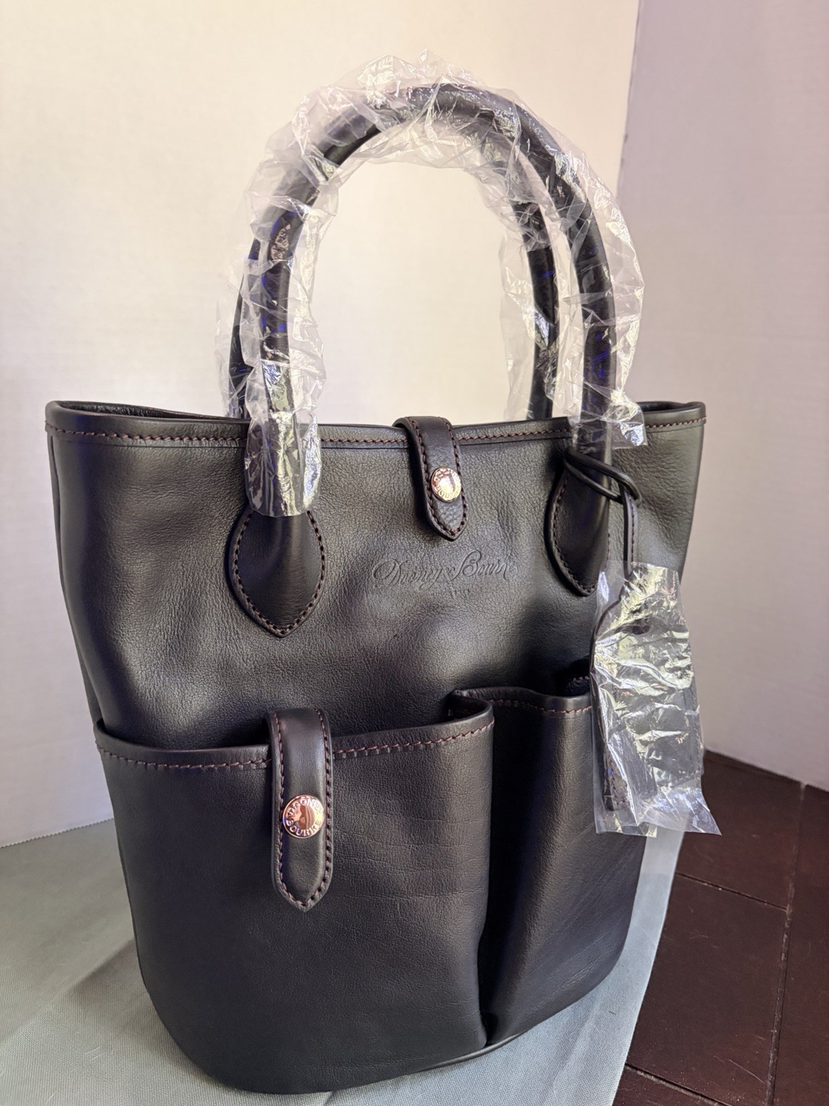 Dooney & Bourke Florentine Leather Bucket Bag Front Pockets, Black – NWT