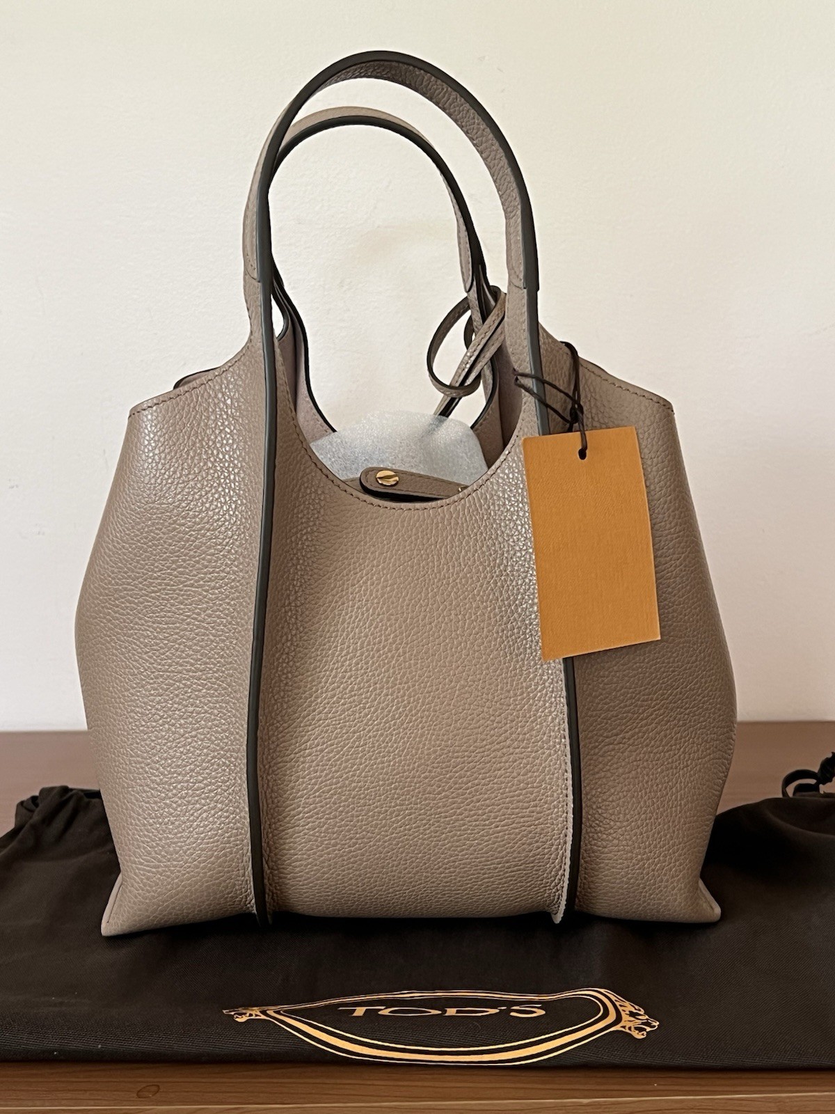 TOD’S T Timeless Shopping Bag in Leather MINI NATURAL NWT NIB PRISTINE Orig Box