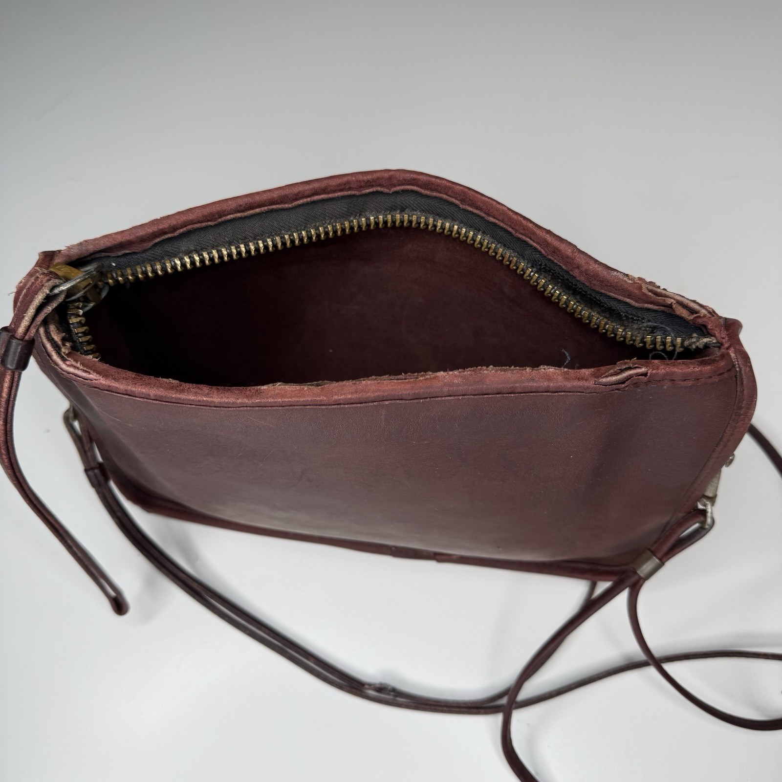 RARE Vintage Coach Basic Bag In Burgundy Leather Style #9455 Distressed