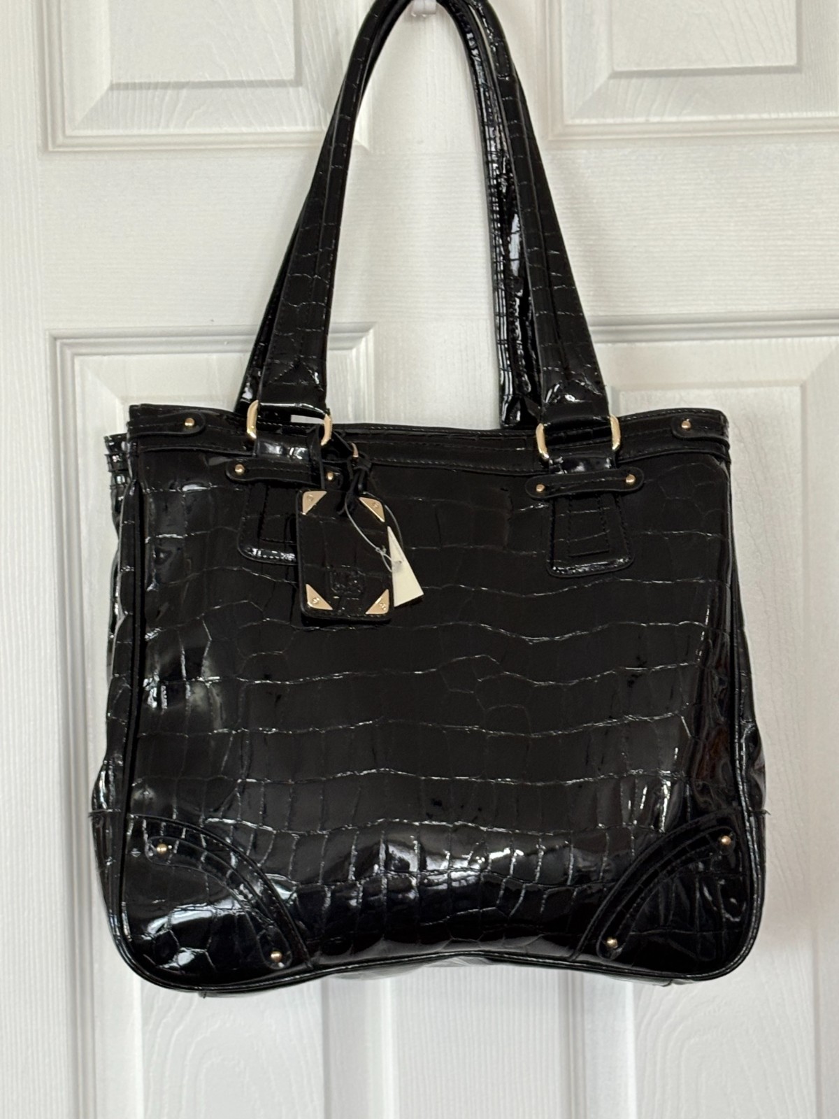 Liz Claiborne Large Black Leather Tote/Carry-All Handbag. Zipper Closures