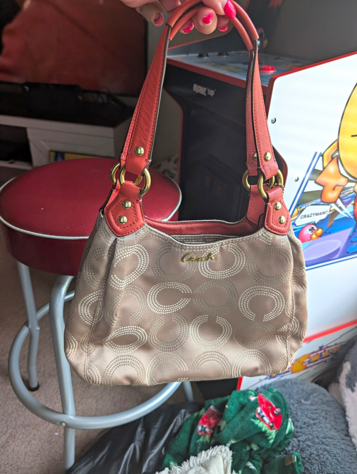 Coach Signature Logo Beige/Pink Shoulder Bag Zip Closure Gold Hardware Charm