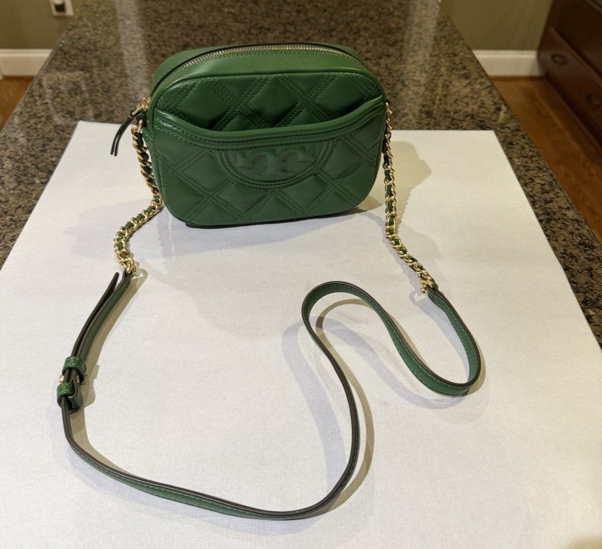 Tory Burch Fleming Soft Camera Bag – Green – PRE-OWNED
