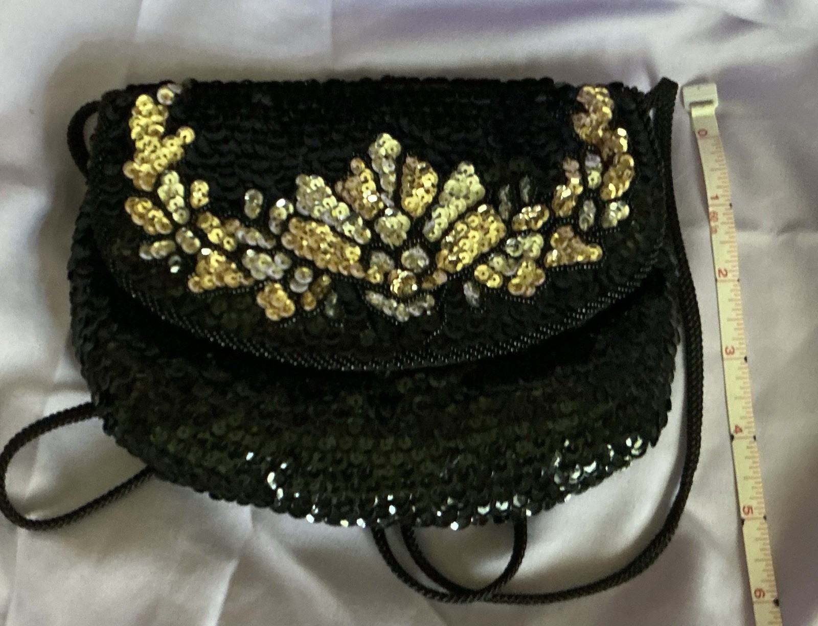 purses and handbags