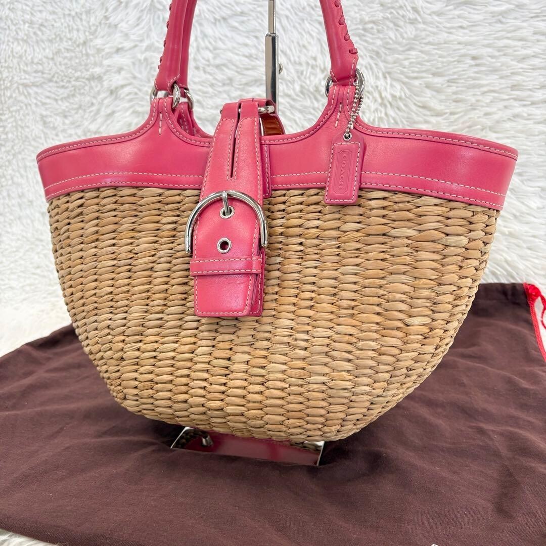 COACH Hobo Basket Bag Pink Straw Leather Enamel Charm Vintage 37cm 14in