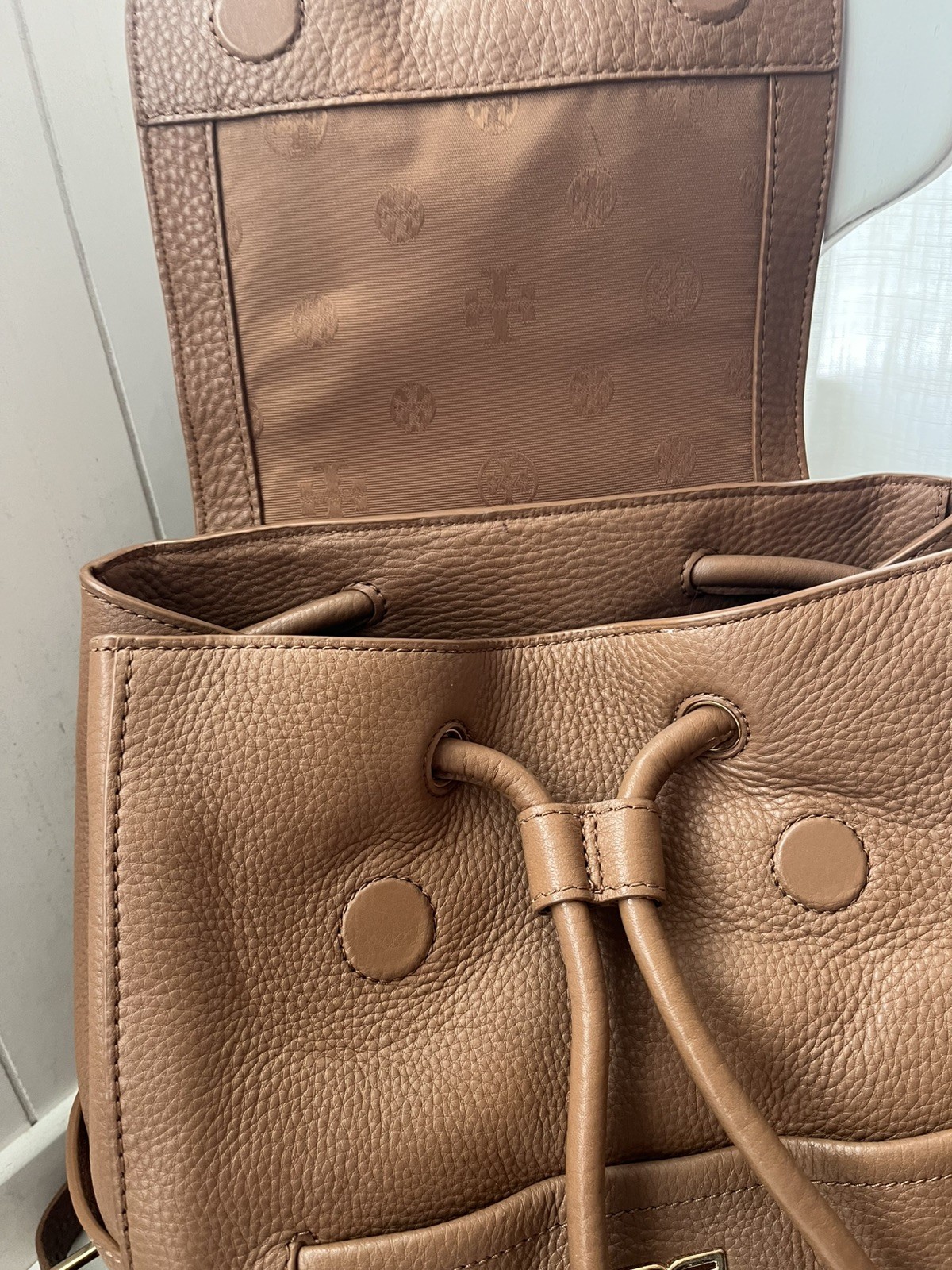 Tory Burch Britten Leather tan brown Large Backpack classic casual work