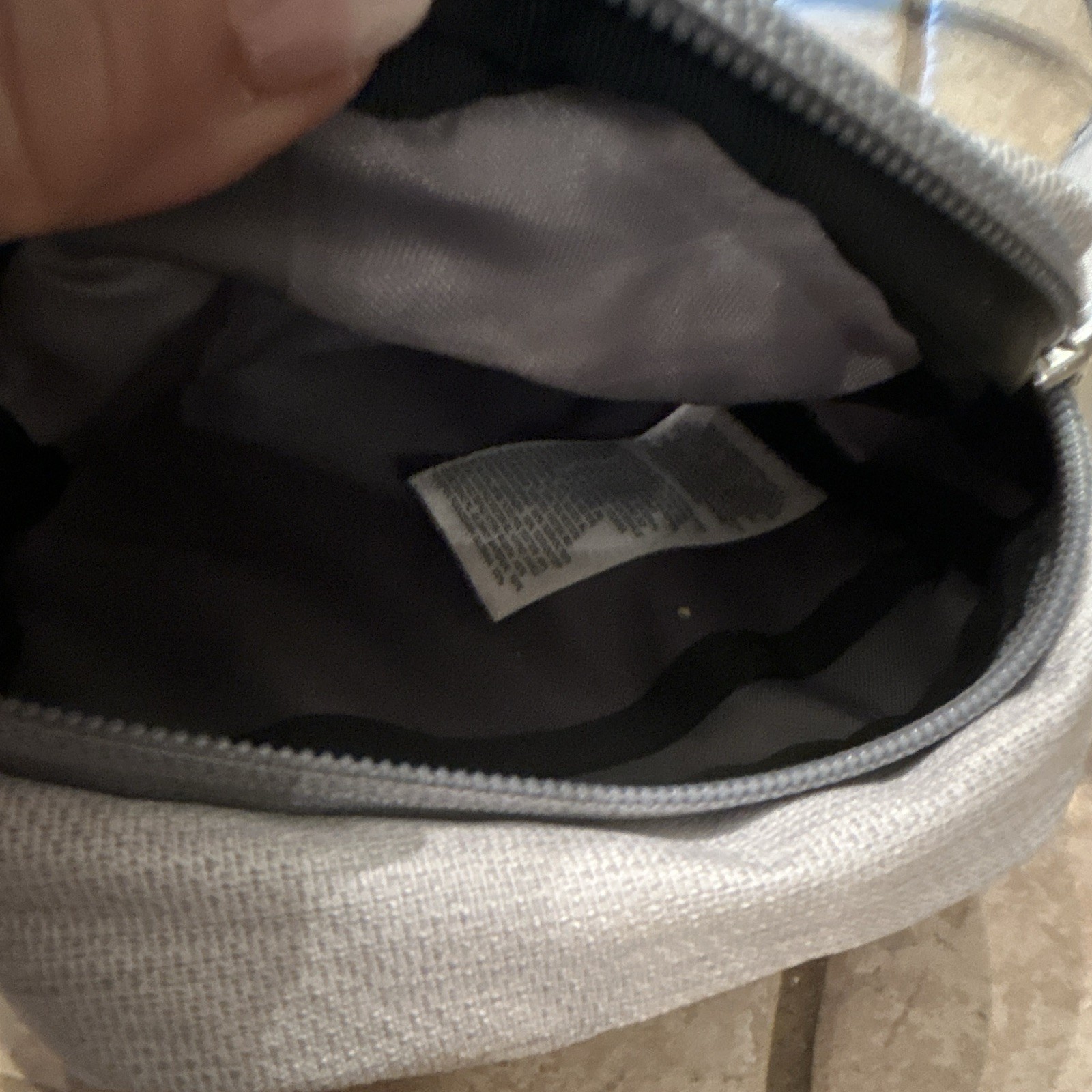 The North Face Gray Small Crossbody Bag Zip Closure Adjustable Strap Logo