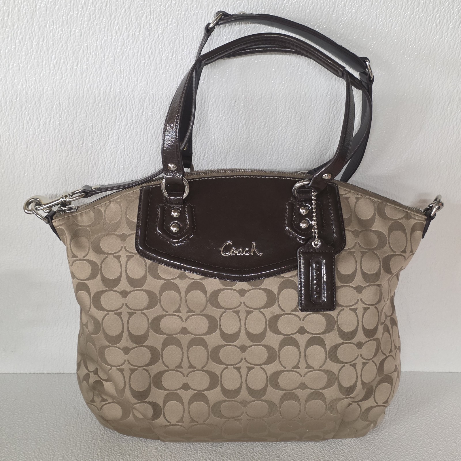 Coach 25185  Signature Ashley Satchel Sateen Fabric Brown Patent Leather Trim