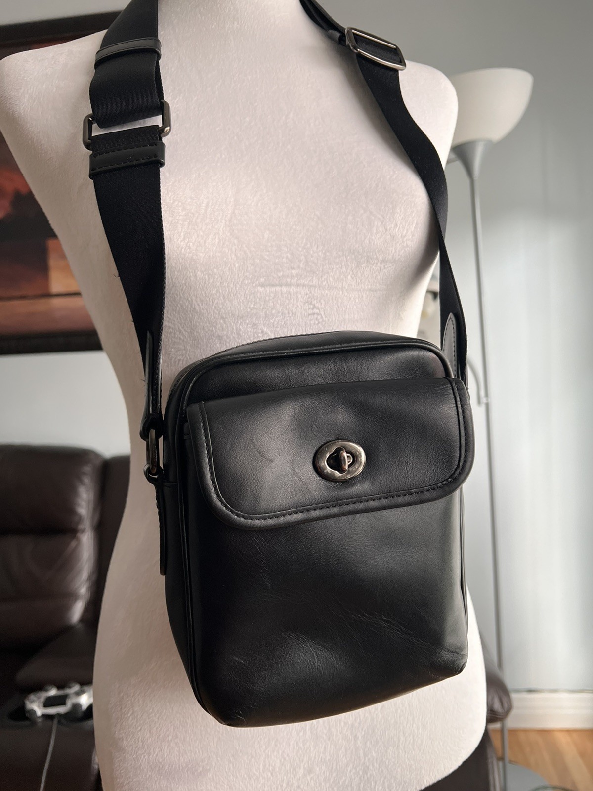 Coach Men’s Bag Heritage Leather Turnlock Crossbody Adjustable Strap No. C1269