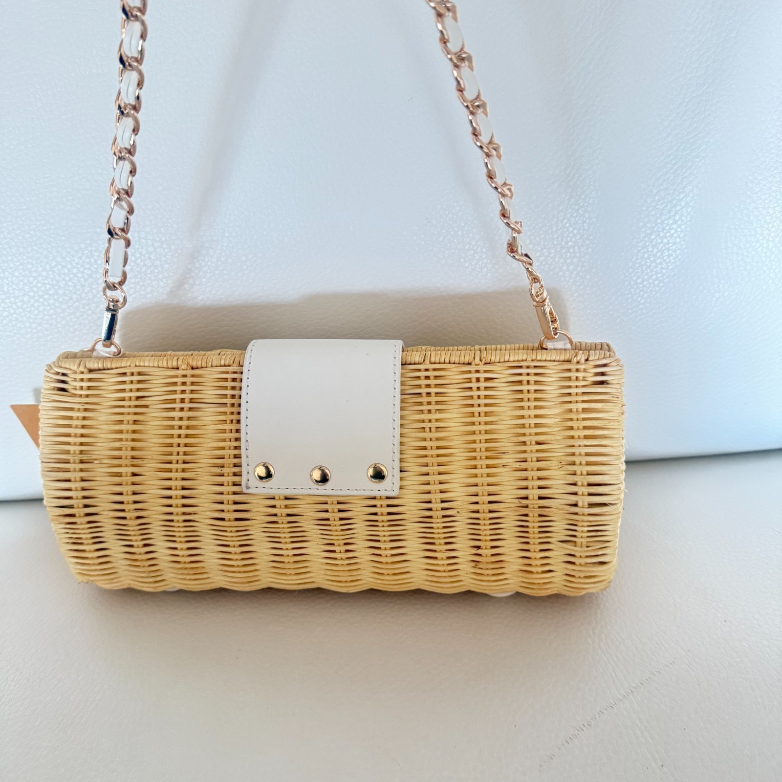 NWT TOMMY BAHAMA WOVEN WICKER SHOULDER BAG CLUTCH PURSE TAN WHITE