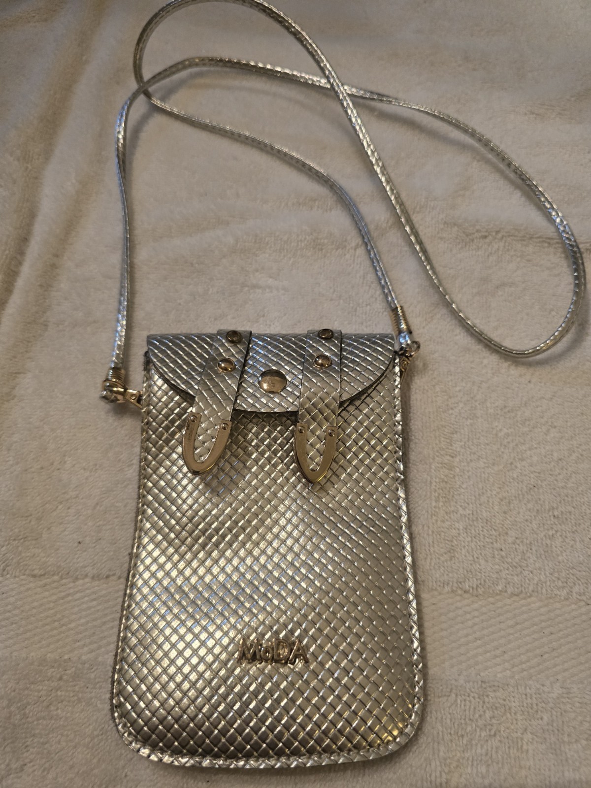 Moda Silver Metallic Woven Crossbody Bag Gold Hardware Party Cocktail