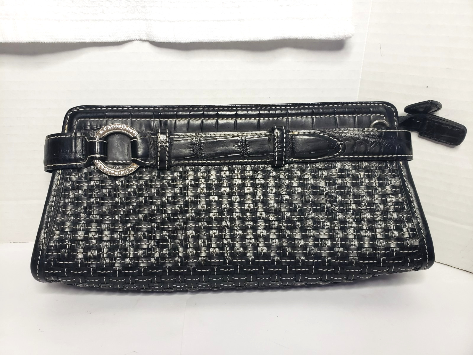 Brighton Woven/Croc Embossed Black Leather Clutch/ Wristlet Purse 10 x 5 x 2.5″