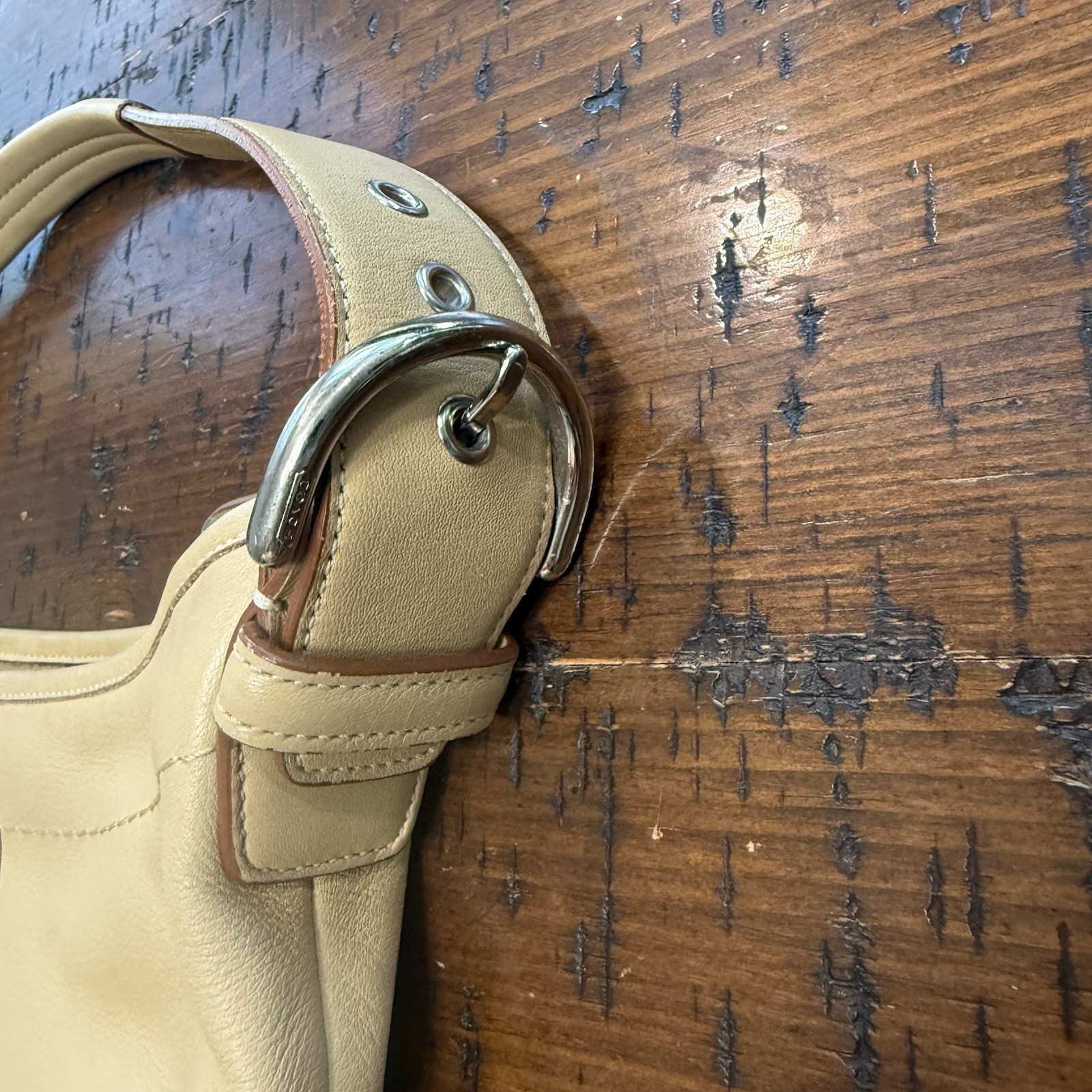 Vintage Coach Y2K Beige Leather Soho Hobo Shoulder Bag Handbag 9541 *See Pics
