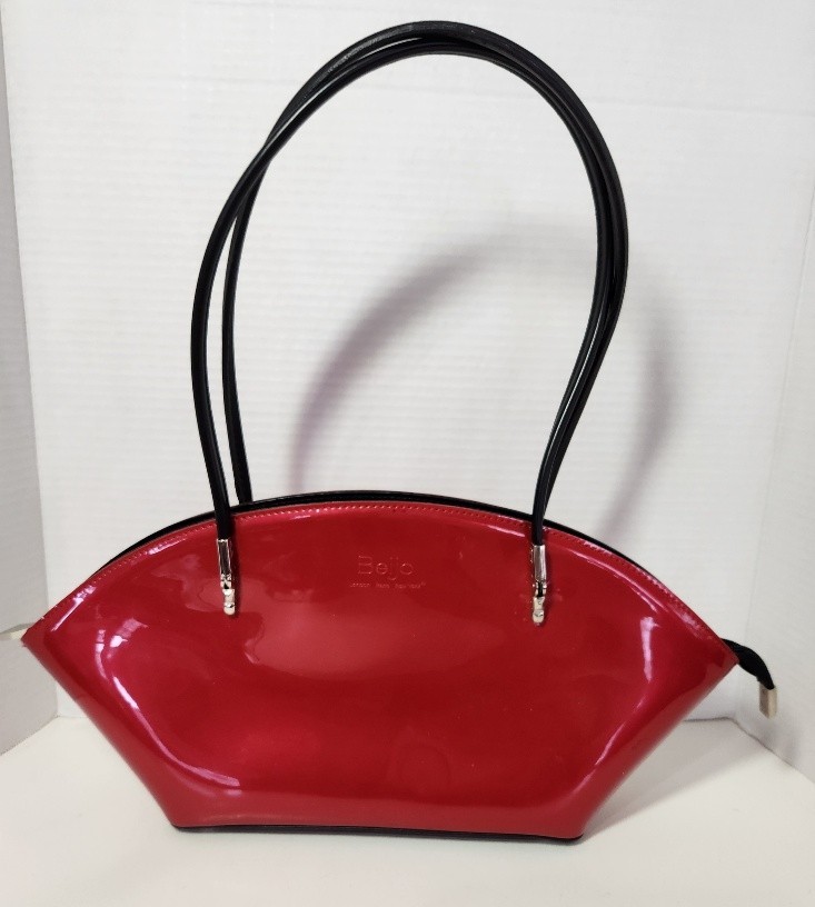 Red Patent Leather Beijo Women’s w/Original Tags 2 Zipper Pockets Inside