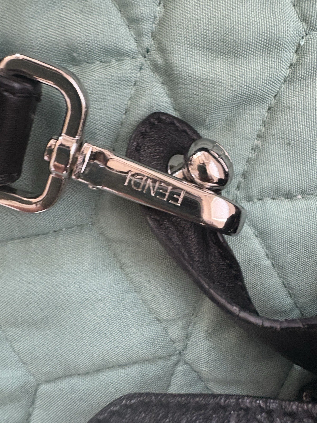 fendi peekaboo bag medium