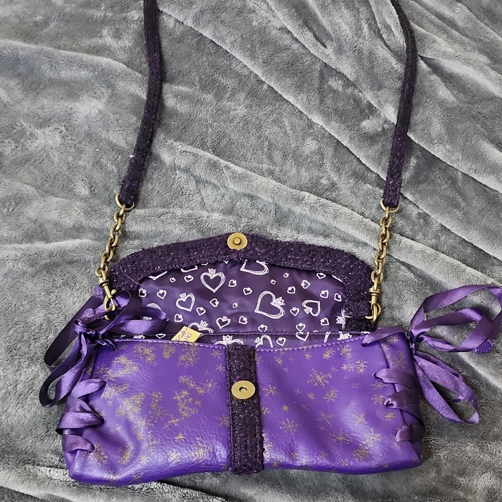 Princess Vera Wang Purple Small Shoulder Bag Hearts Bow Chain Gold Hardware