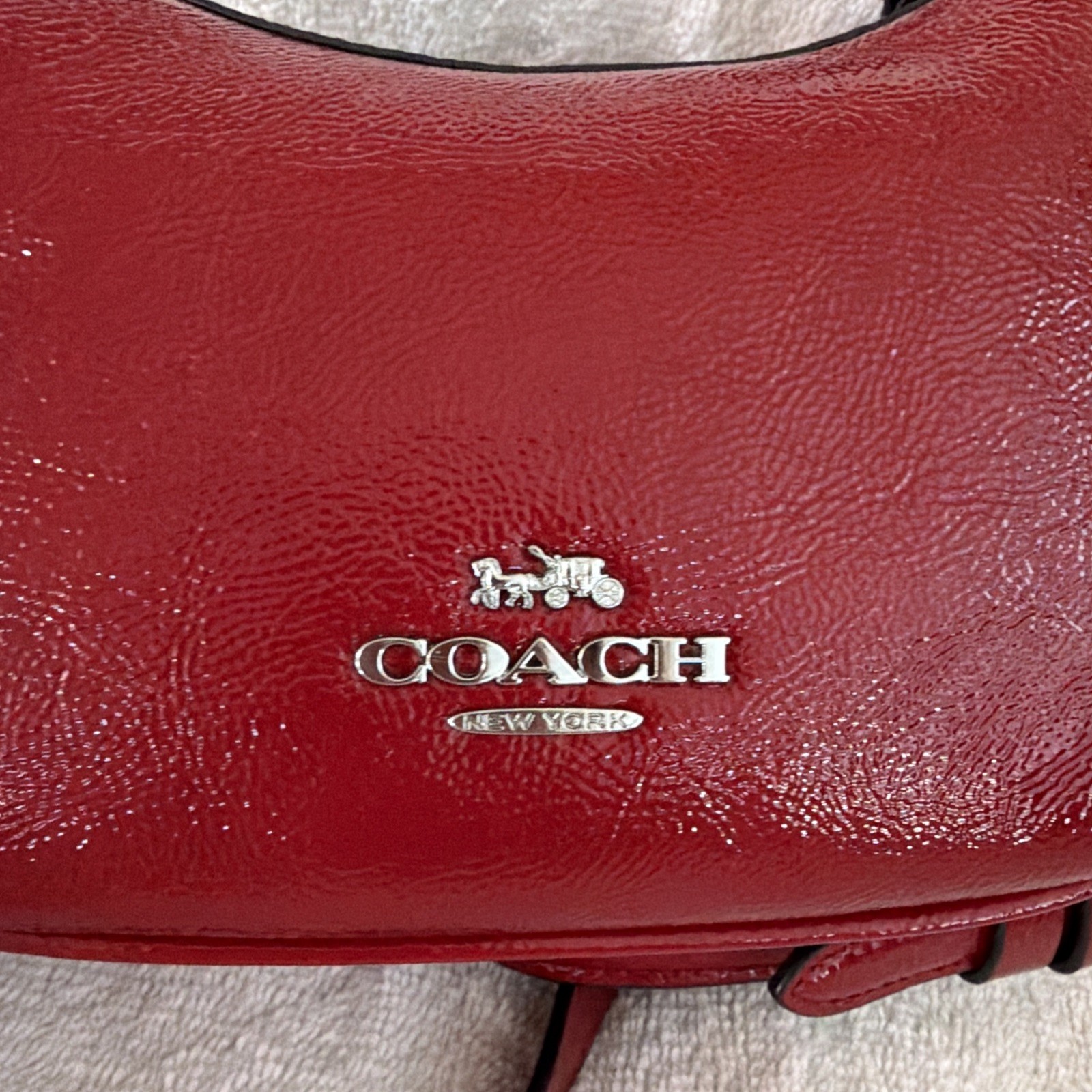 NWT COACH CARMEN MINI CROSSBODY PATENT LEATHER BAG CW036 HANDBAG PURSE HOBO ERGO