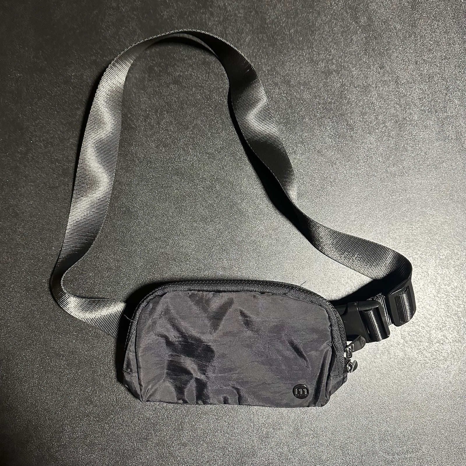 Live.Light Nylon Belt Bag / Crossbody Waist Pack